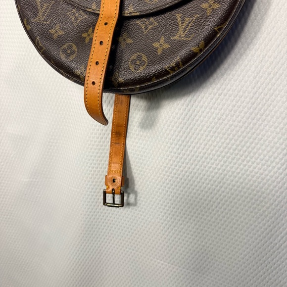 AUTHENTIC LOUIS VUITTON Monogram Chantilly GM - Picture 11 of 16